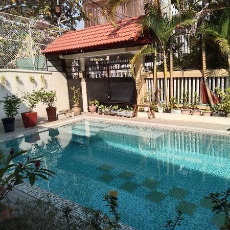 Room 7 - Studio In A Villa 5Mn Walk From The Royal Palace With Swimming Pool Phnom Penh Eksteriør bilde