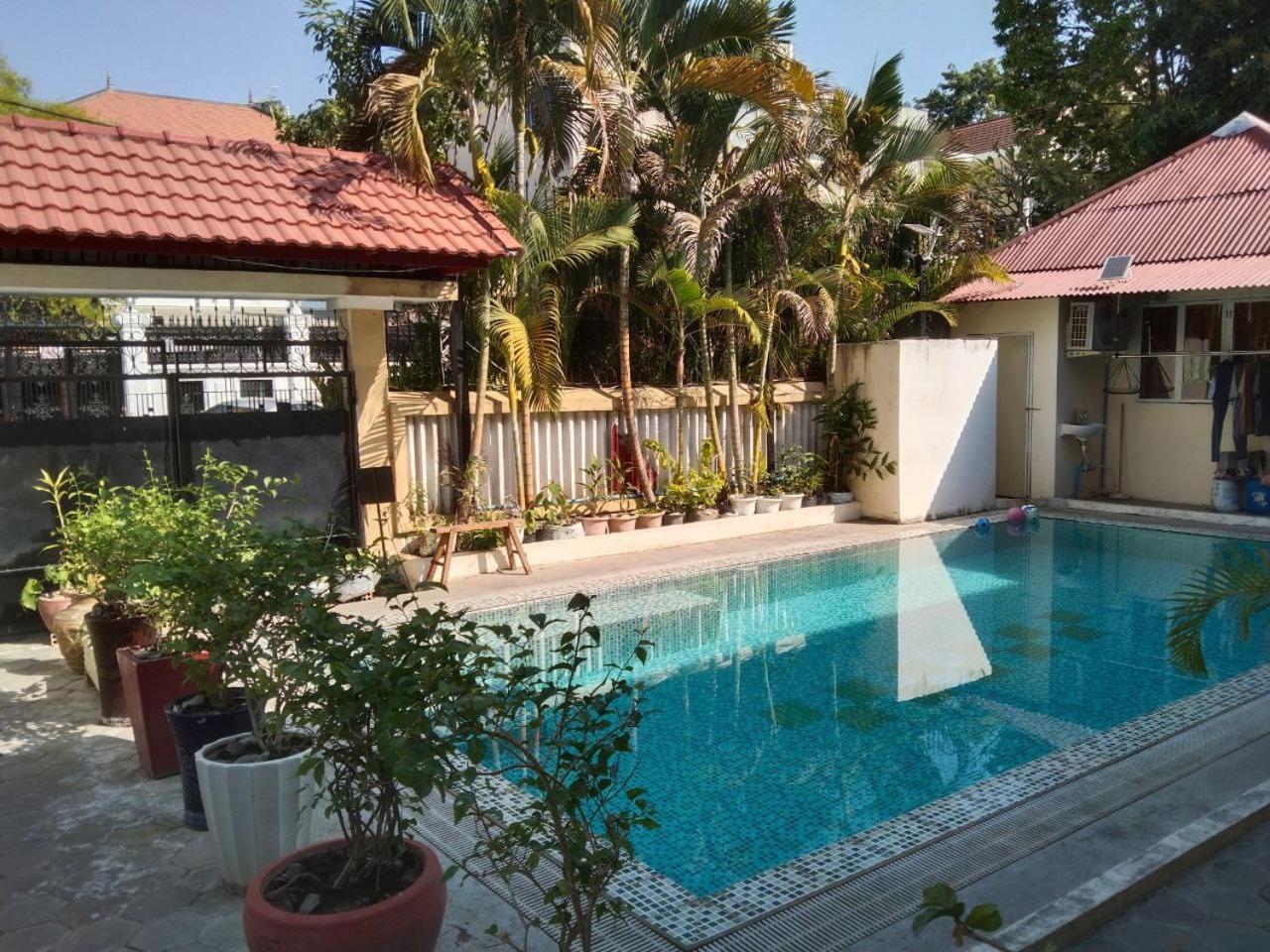 Room 7 - Studio In A Villa 5Mn Walk From The Royal Palace With Swimming Pool Phnom Penh Eksteriør bilde